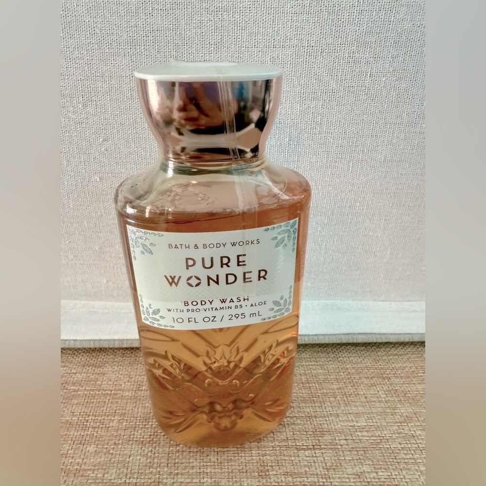 Bath & Body Works PURE WONDER - 10 OZ Body Wash - Elegant, Fresh & Sparkling! ✨🌸